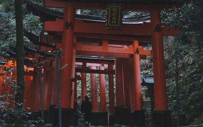 Fushimi Inari: Hundred Torii and Shrines